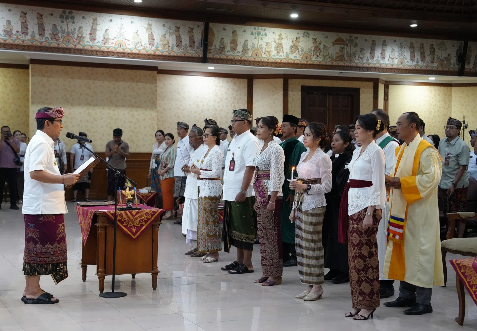 Bupati Badung Adi Arnawa melantik 163 pejabat Pemkab Badung