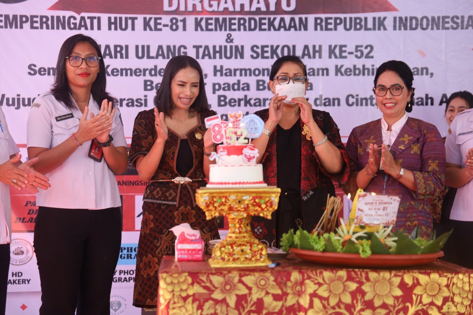 Perayaan HUT ke-52 SDN 2 Blahkiuh dengan aksi peduli lingkungan