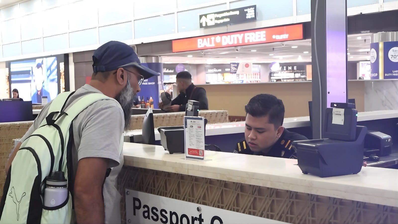 Pelayanan keimigrasian di Bandara Ngurah Rai tetap normal