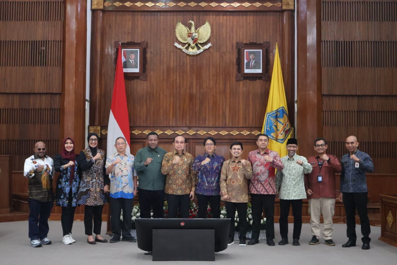 Giri Prasta bahas sistem merit ASN Bali
