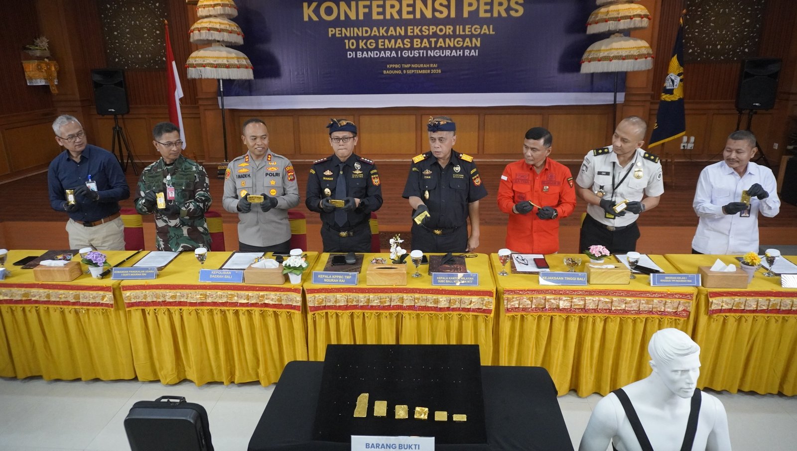 Bea Cukai Ngurah Rai menggagalkan penyelundupan 10,4 kilogram emas ke Hong Kong