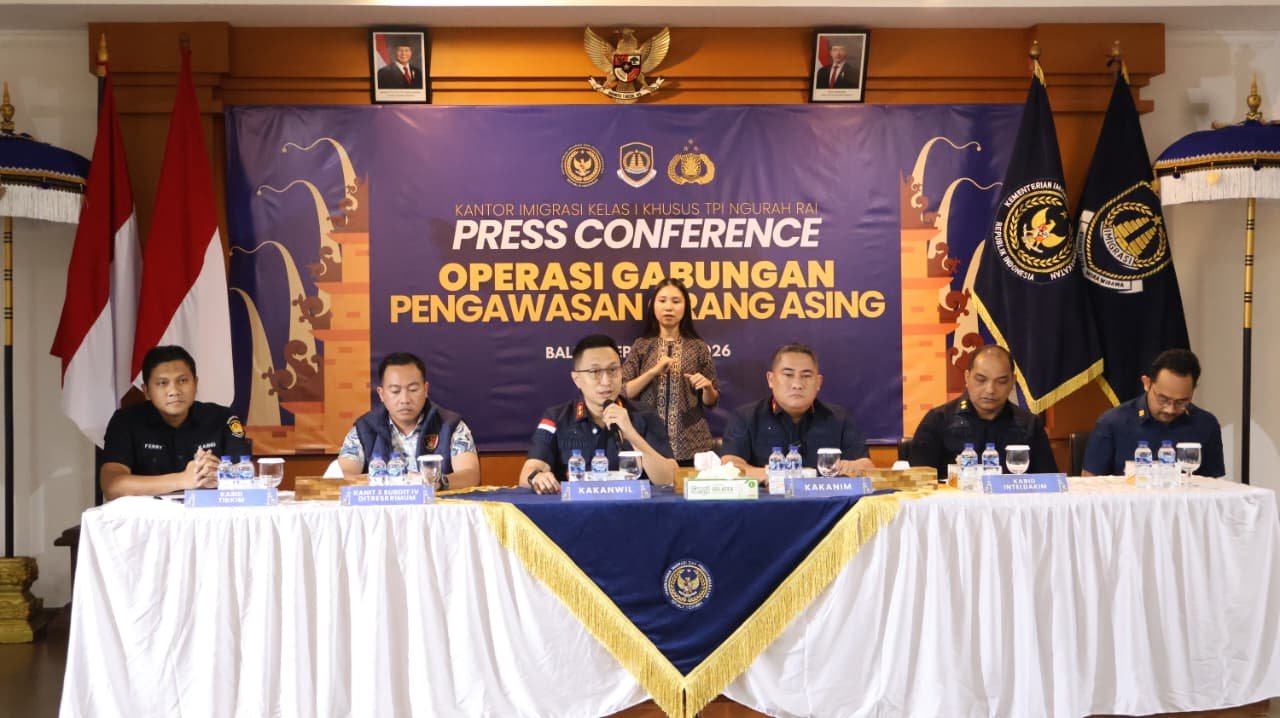 Operasi Imigrasi Ngurah Rai mengamankan 13 WNA di Badung