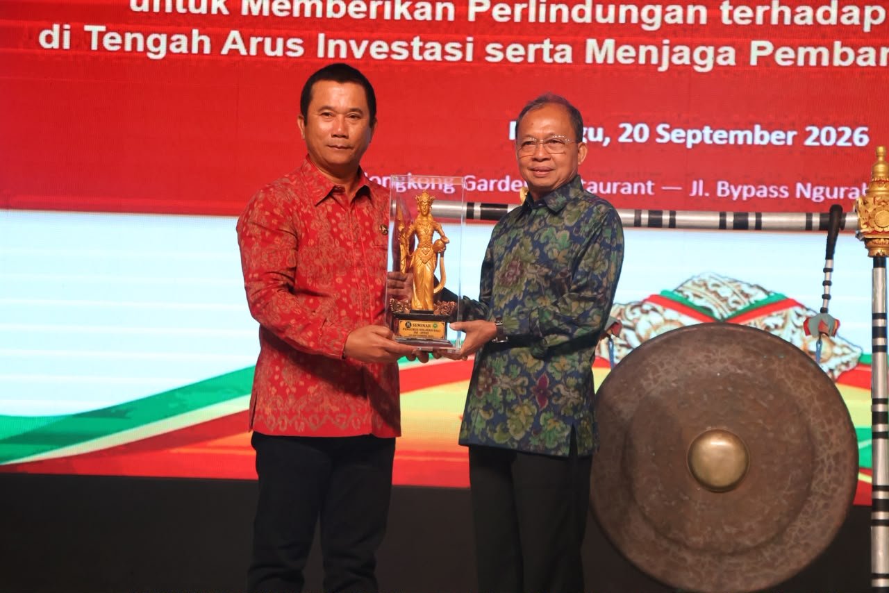 Gubernur Bali Wayan Koster menyampaikan pentingnya perlindungan lahan pertanian Bali.