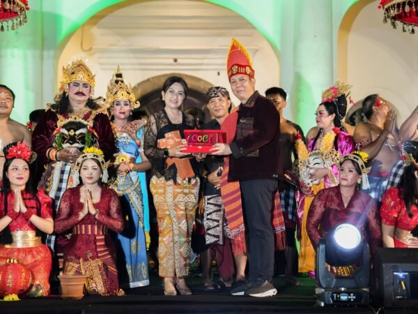 Rasniathi Adi Arnawa menghadiri Colours of Cultures Festival ke-10 di Kota Tua Jakarta.