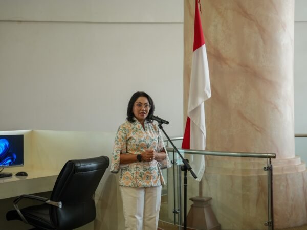 Rasniathi Adi Arnawa membuka pelatihan petugas Badung Command Center