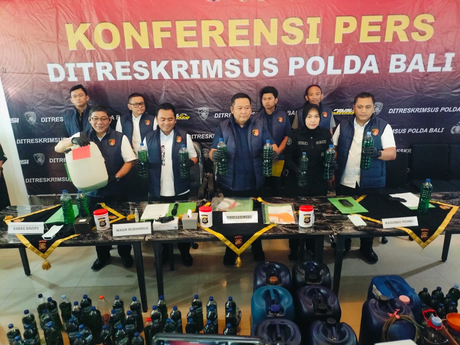 Polda Bali mengungkap kasus penyalahgunaan BBM subsidi di Bali.