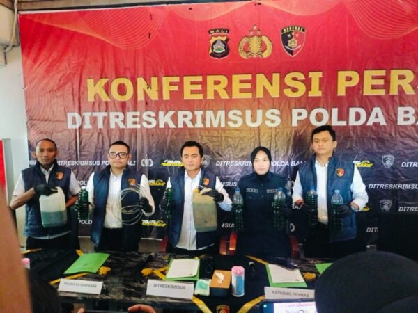 Polda Bali ungkap lima kasus dugaan penyalahgunaan BBM dan amankan delapan orang terlapor.